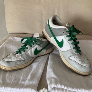 2004 Nike sb Dunk Low Pro (white/classic green)